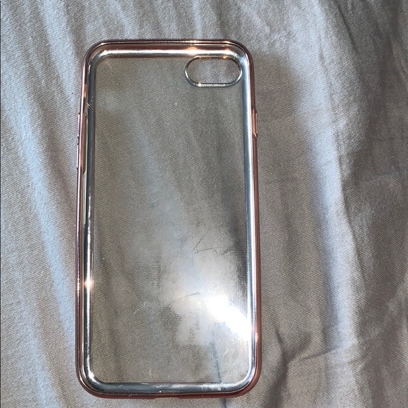 clear case with rose gold sides - Picture 2 of 3